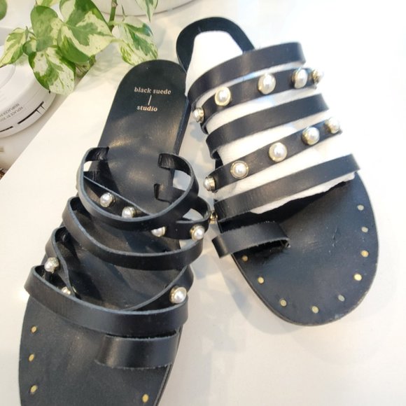 Black Suede Studio Sandals with Strappy Pearl accents sz 8.5 NEW - Picture 6 of 6